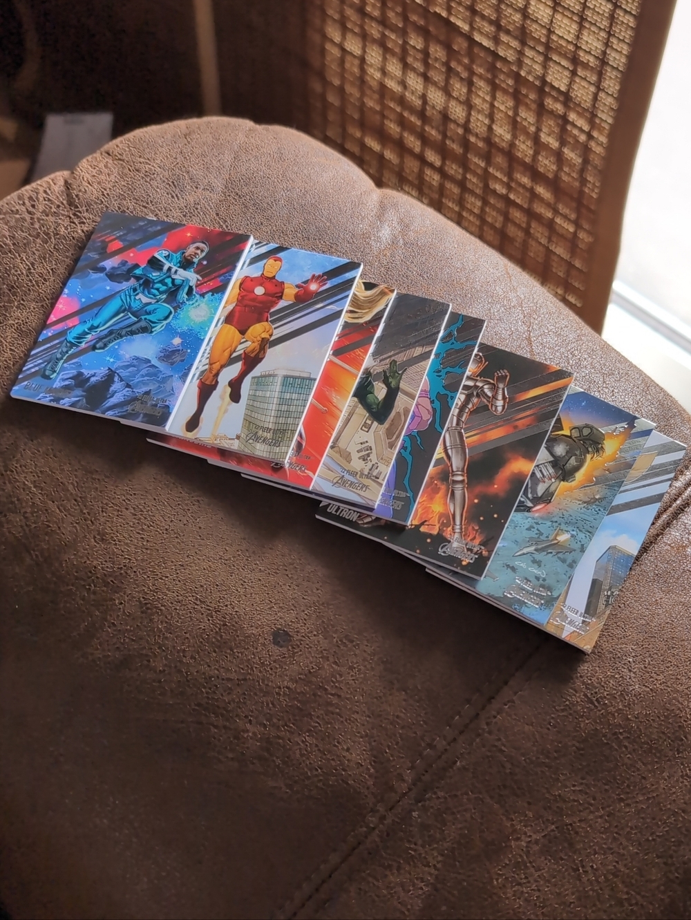 🍁8 Card- 22' Fleer Ultra Base Set
